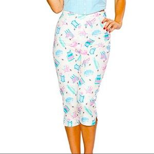 Bettie page atomic motel capris